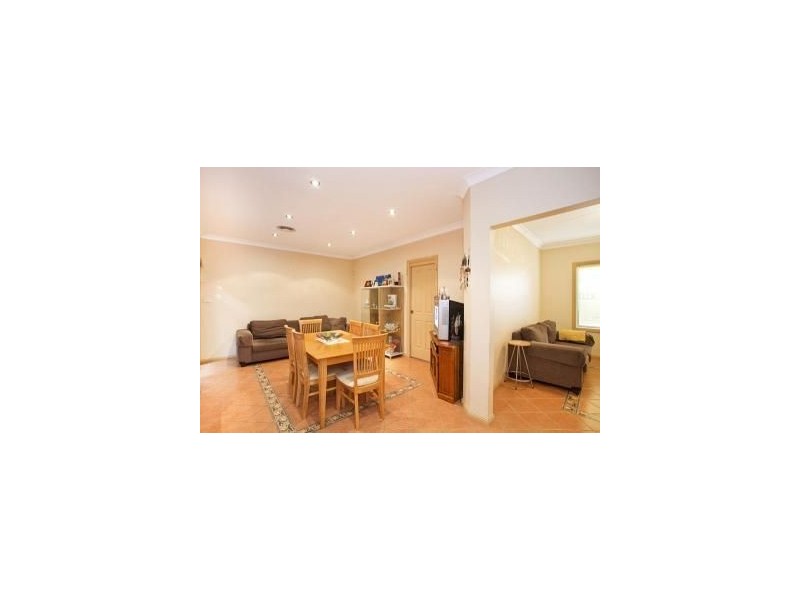 West Hoxton NSW 2171