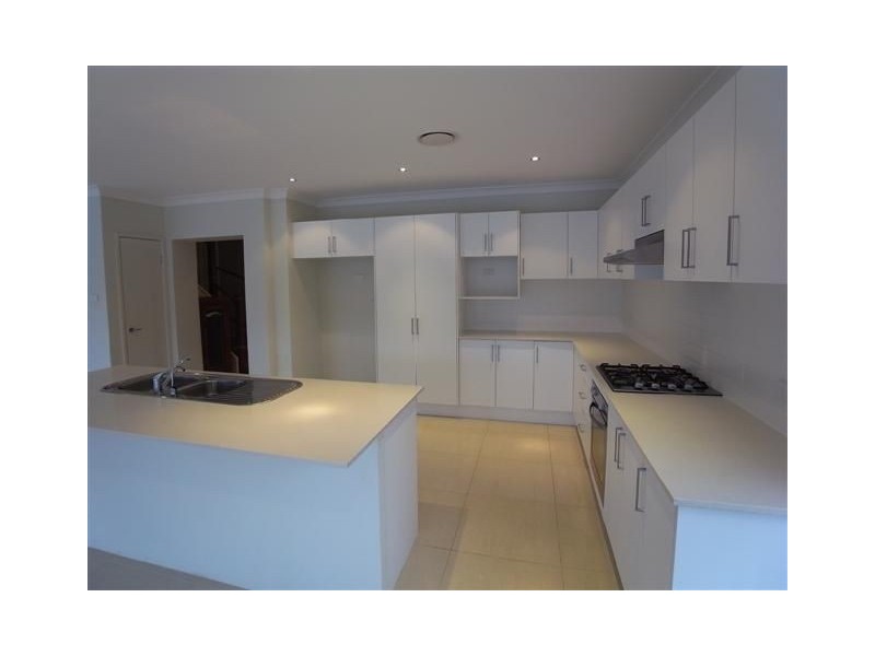 6 Helmsman Boulevard, St Huberts Island NSW 2257