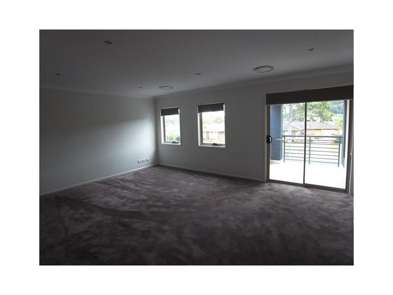 6 Helmsman Boulevard, St Huberts Island NSW 2257