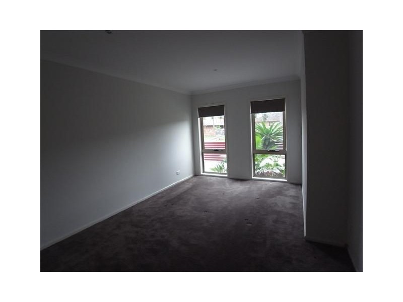 6 Helmsman Boulevard, St Huberts Island NSW 2257