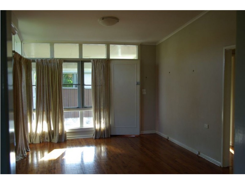 47 Grahams Road, Casula NSW 2170