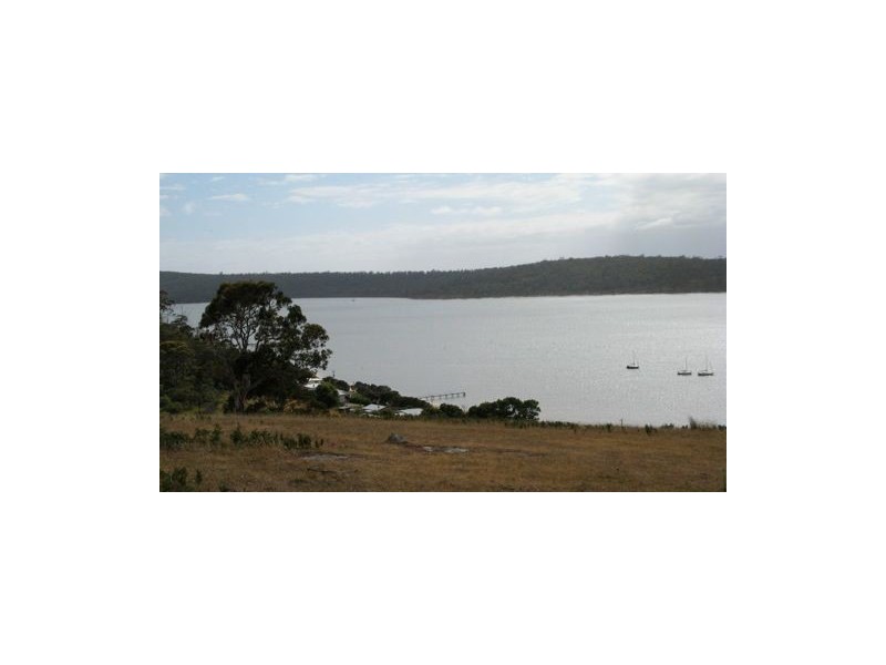 . Binalong Bay Road, St Helens TAS 7216