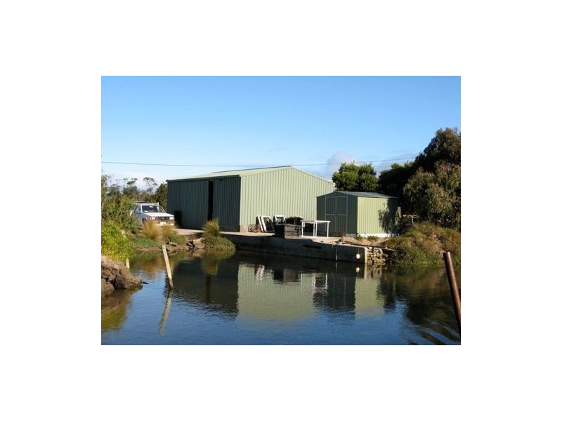 - Binalong Bay Road, St Helens TAS 7216