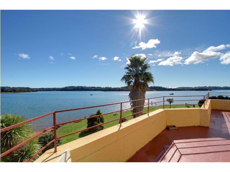 19 Lenborough St, Beauty Point TAS 7270