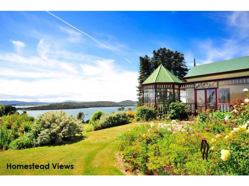 77 Flinders Street, Beauty Point TAS 7270