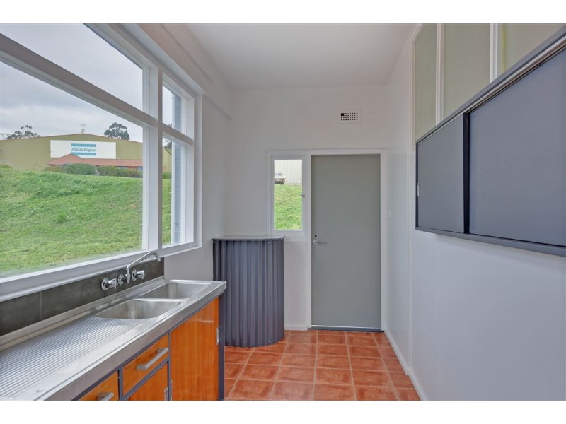 1/373 Bass Highway, Camdale TAS 7320