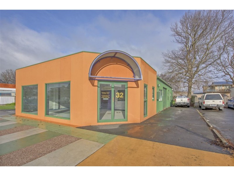 32 Saunders Street, Wynyard TAS 7325