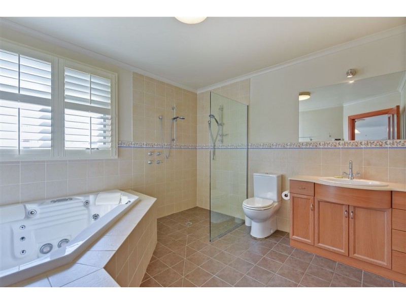 128 Goldie Street, Wynyard TAS 7325