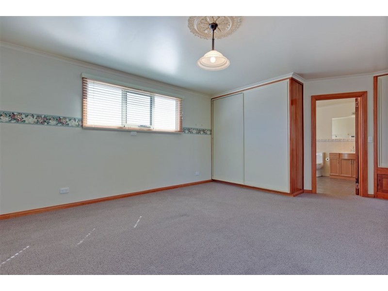 128 Goldie Street, Wynyard TAS 7325