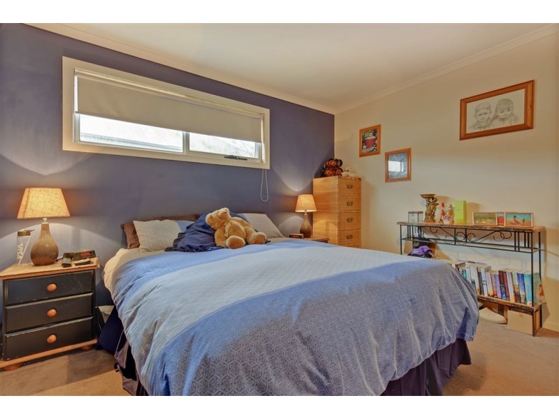 4 Ironcliffe Road, Penguin TAS 7316
