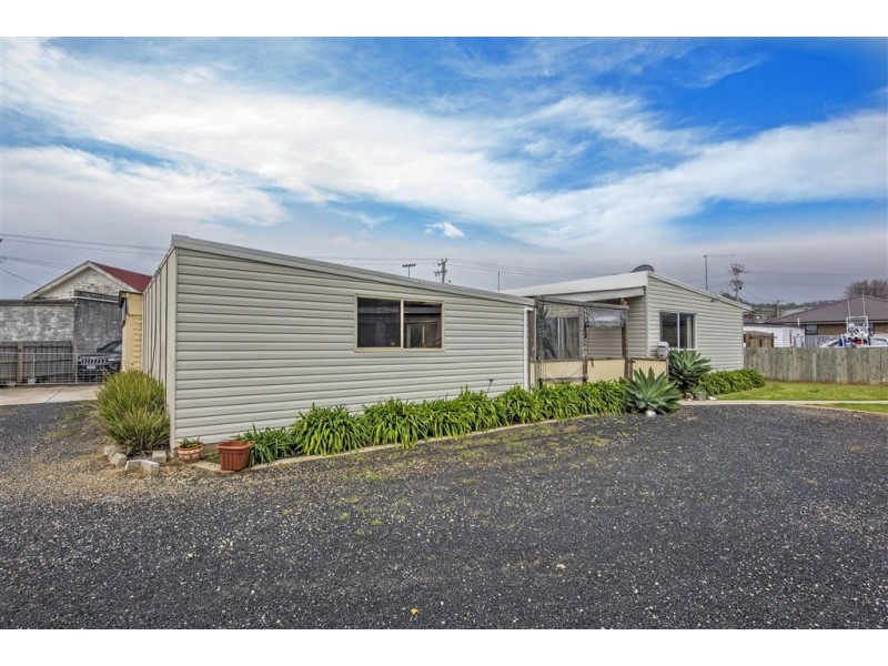 4 Ironcliffe Road, Penguin TAS 7316