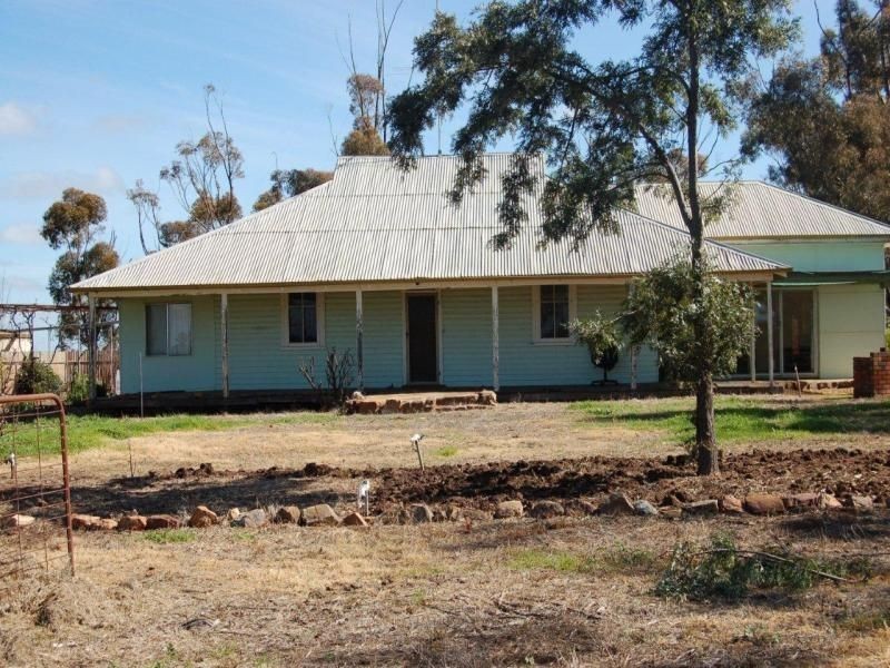 112 Faithfull Road, Boree Creek NSW 2652