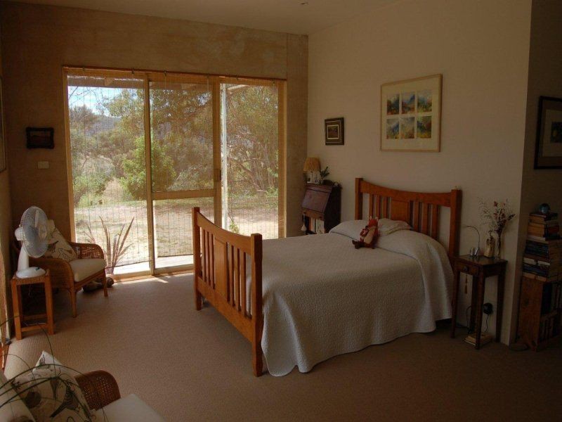 822 Snowy Mountains Highway, Tumut NSW 2720