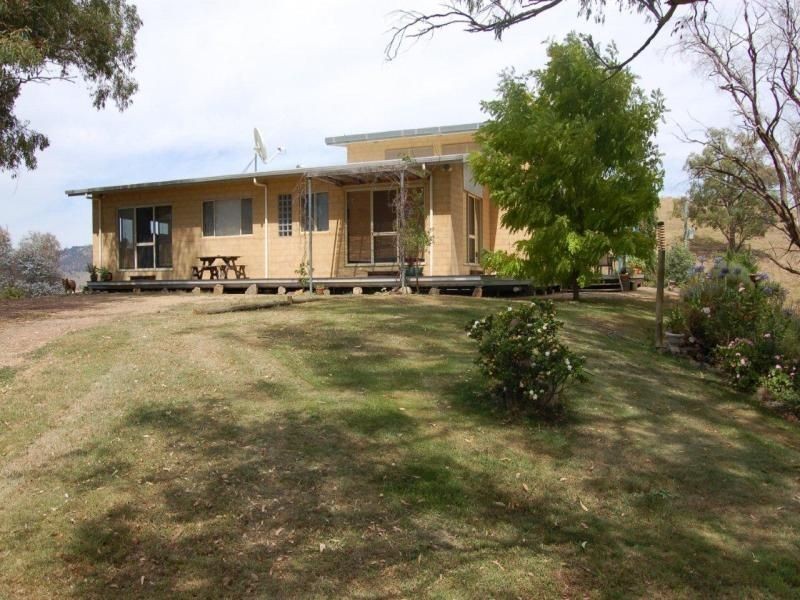 822 Snowy Mountains Highway, Tumut NSW 2720