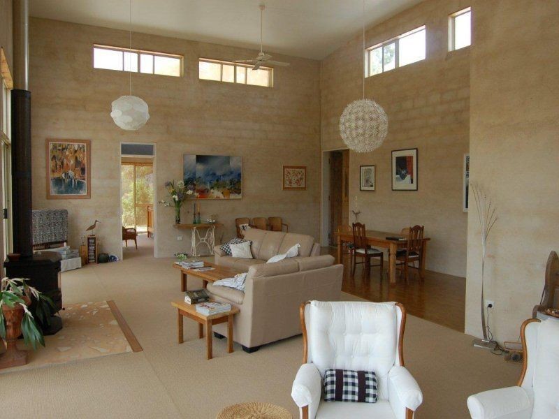 822 Snowy Mountains Highway, Tumut NSW 2720