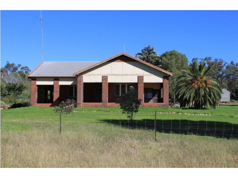 1383 Richards Lane, Beckom NSW 2665