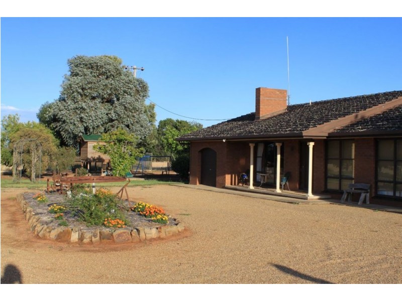 Pretty Valley Homestead, The Rock NSW 2655