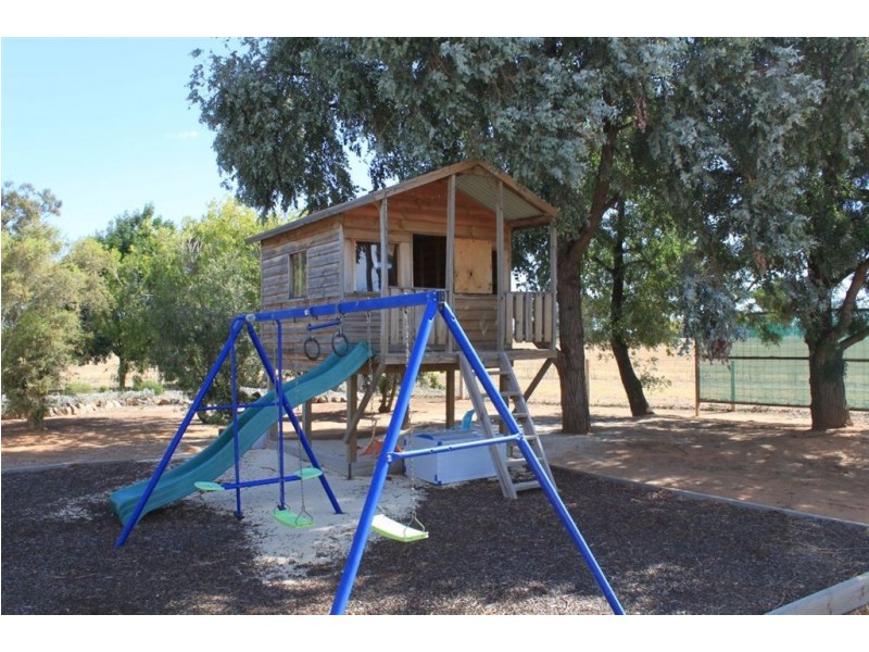 Pretty Valley Homestead, The Rock NSW 2655