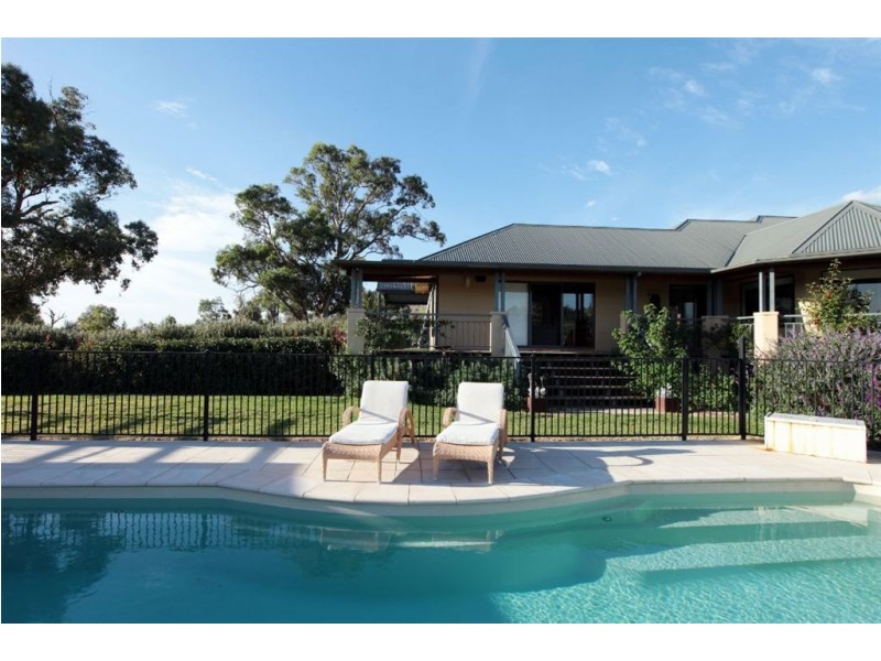 Gelston Park NSW 2650