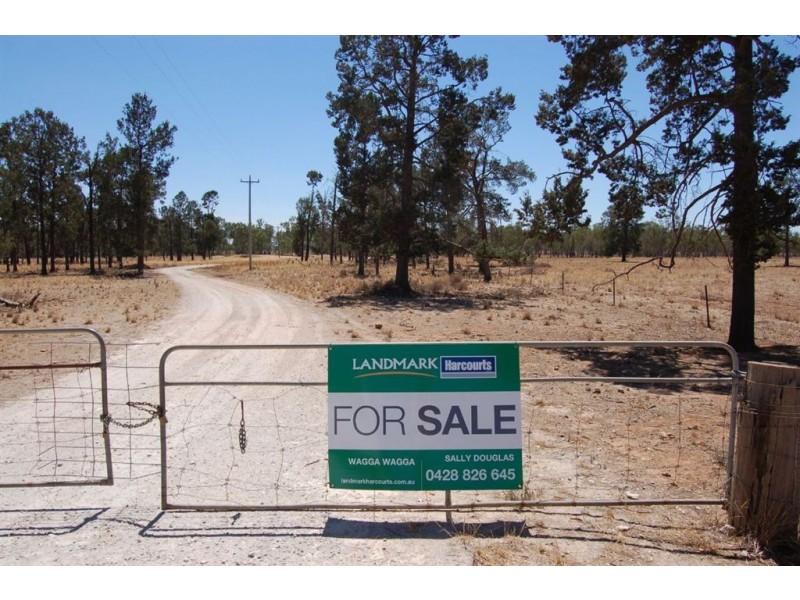 147 Sturt Highway, Galore NSW 2650