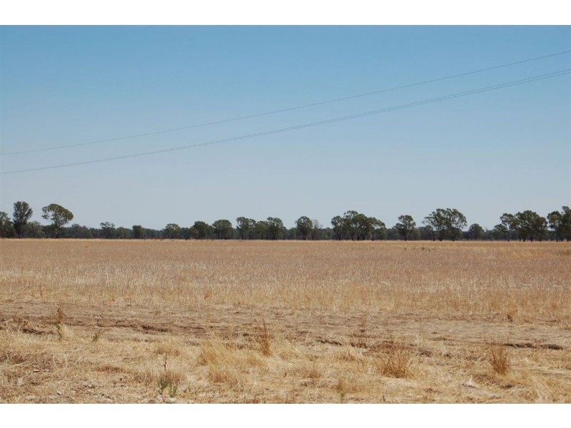 138 Sturt Highway, Galore NSW 2650