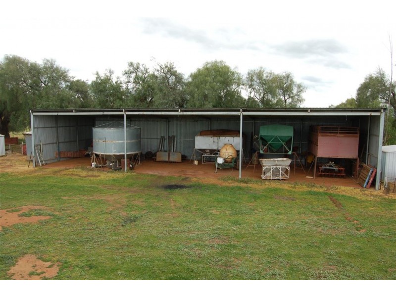 Una 577 Tooyal Road, Wagga Wagga NSW 2650