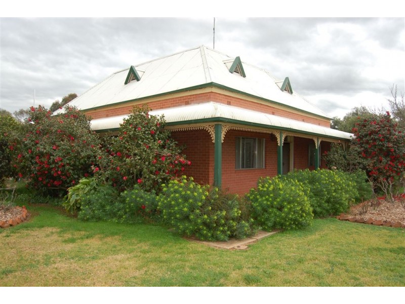 Una 577 Tooyal Road, Wagga Wagga NSW 2650