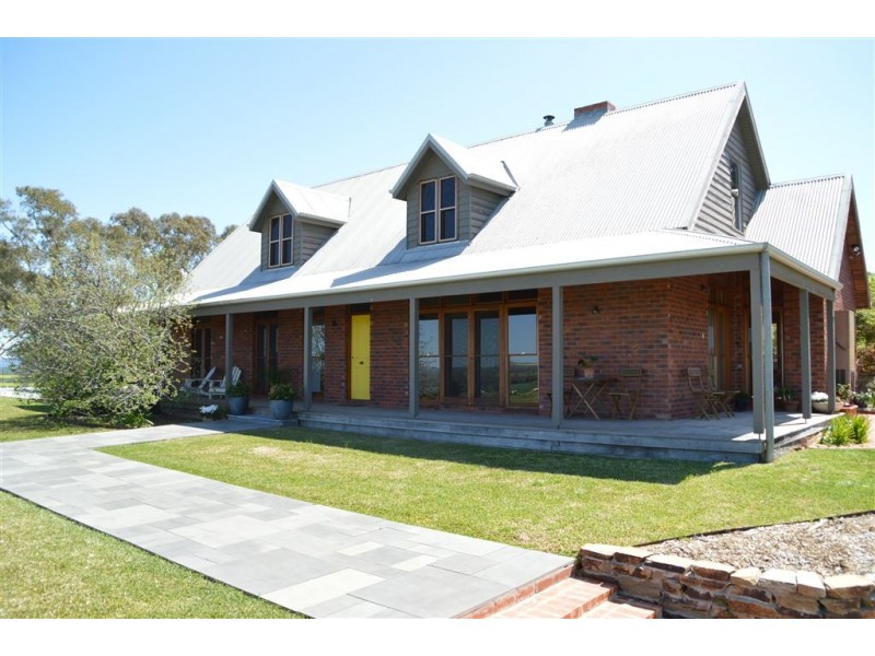 Negombo 278 Burkes Creek Road, Wagga Wagga NSW 2650