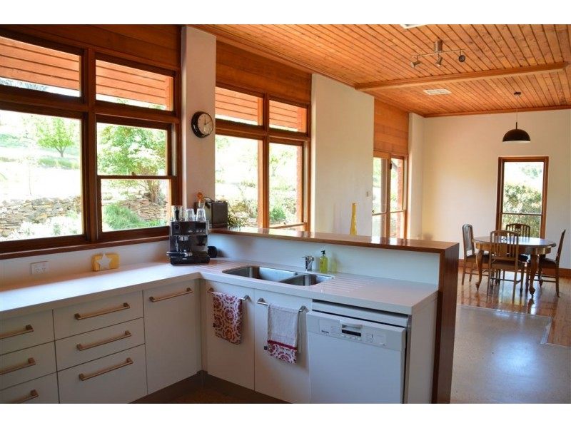 Negombo 278 Burkes Creek Road, Wagga Wagga NSW 2650