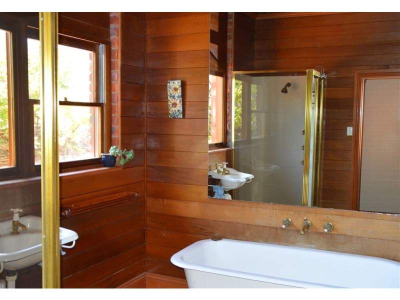 Negombo 278 Burkes Creek Road, Wagga Wagga NSW 2650