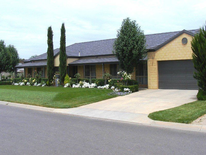 2 Sturt Court, Wangaratta VIC 3677
