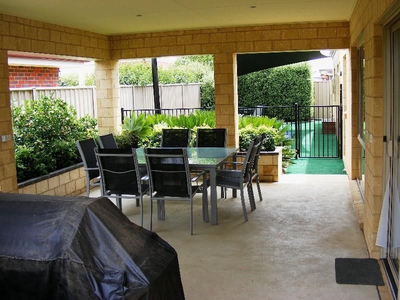 2 Sturt Court, Wangaratta VIC 3677