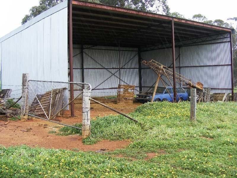 682 Upper Taminick Road, Taminick VIC 3675