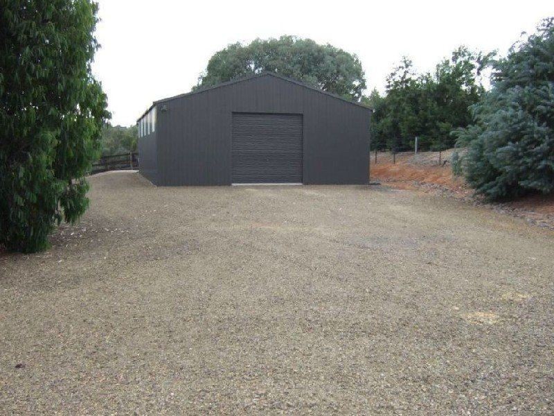 1234 Banksdale Road, Hansonville VIC 3675