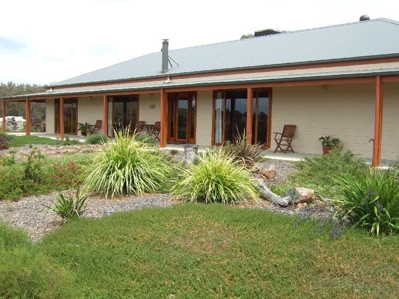 1234 Banksdale Road, Hansonville VIC 3675