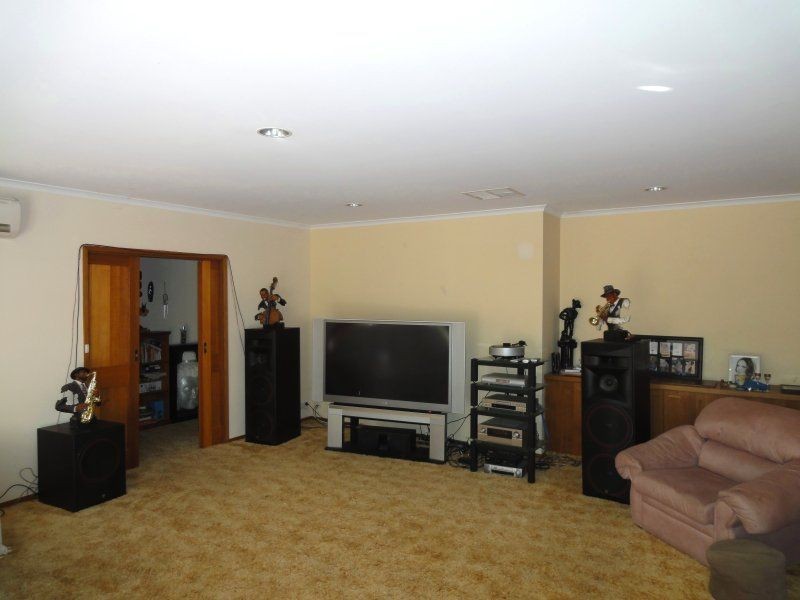 92 Kensington Drive, Wangaratta VIC 3677