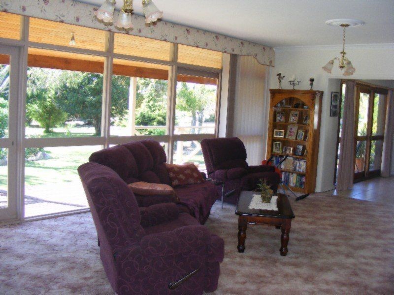 15 Kingfisher Lane, Glenrowan VIC 3675