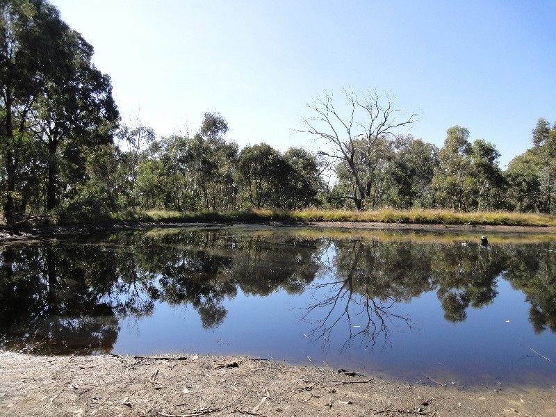 300 Warby Range Road, Glenrowan VIC 3675