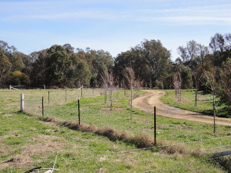 Oxley VIC 3678