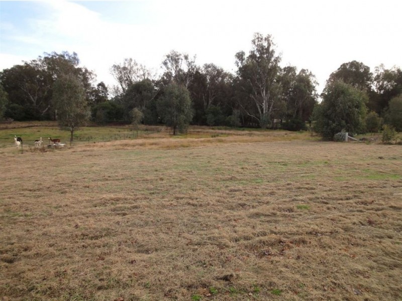 Oxley VIC 3678