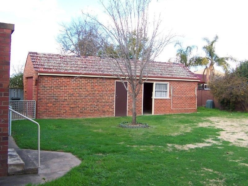 19 Medowra Avenue, Wangaratta VIC 3677