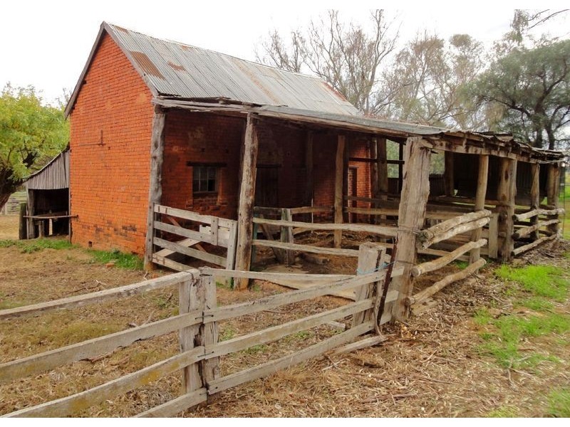 Peechelba East VIC 3678