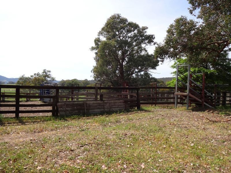 301 Boggy Creek Road, Moyhu VIC 3732