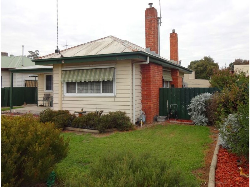 9 Hamilton Crescent, Wangaratta VIC 3677