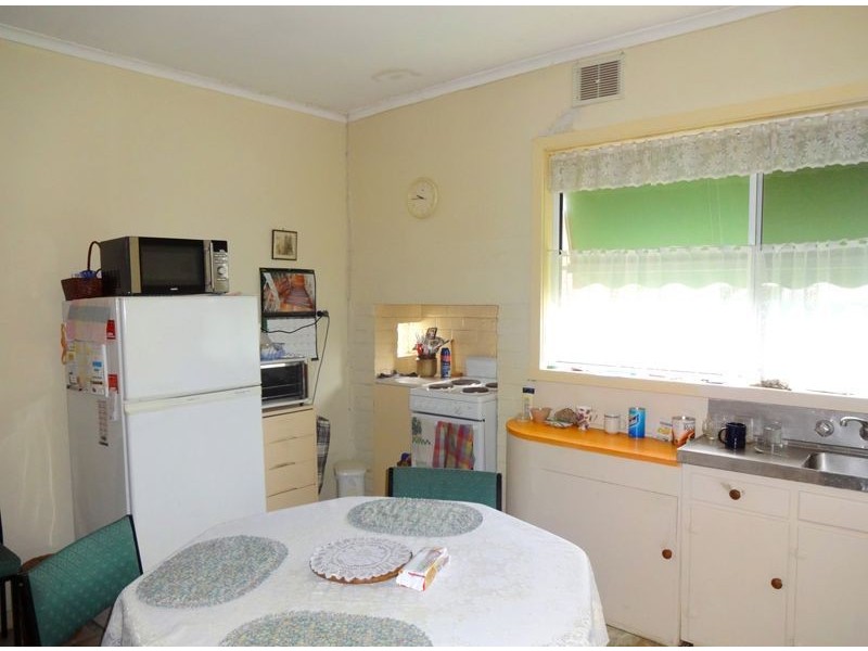 9 Hamilton Crescent, Wangaratta VIC 3677