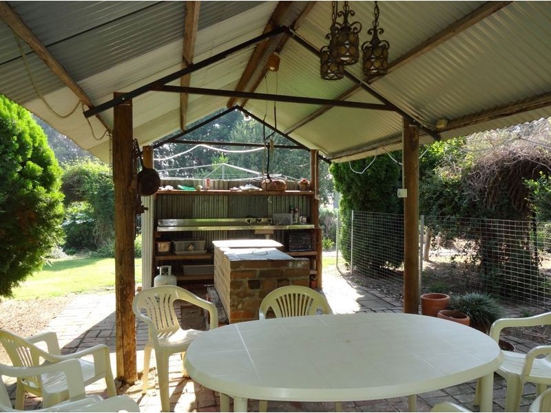 Markwood VIC 3678