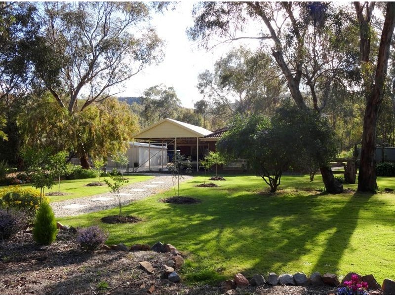 16 Mistletoe Lane, Glenrowan VIC 3675