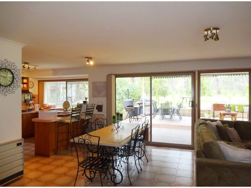 16 Mistletoe Lane, Glenrowan VIC 3675