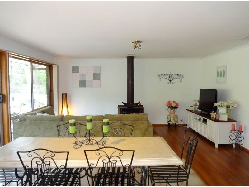 16 Mistletoe Lane, Glenrowan VIC 3675