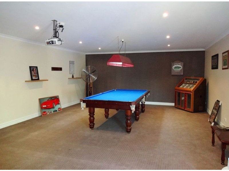 73 Usshers Drive, Waldara VIC 3678